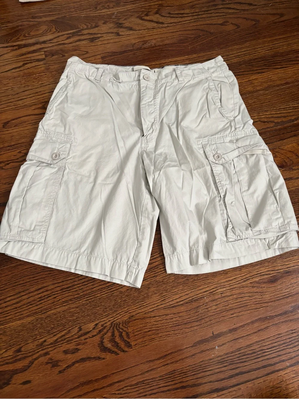 J.Crew Men's Cargo Shorts in Light Beige Size 34